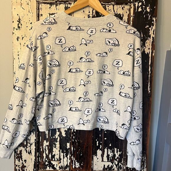 American Eagle x Peanuts Snoopy sleep lounge plush soft pj top Cropped Size L. - Picture 3 of 5